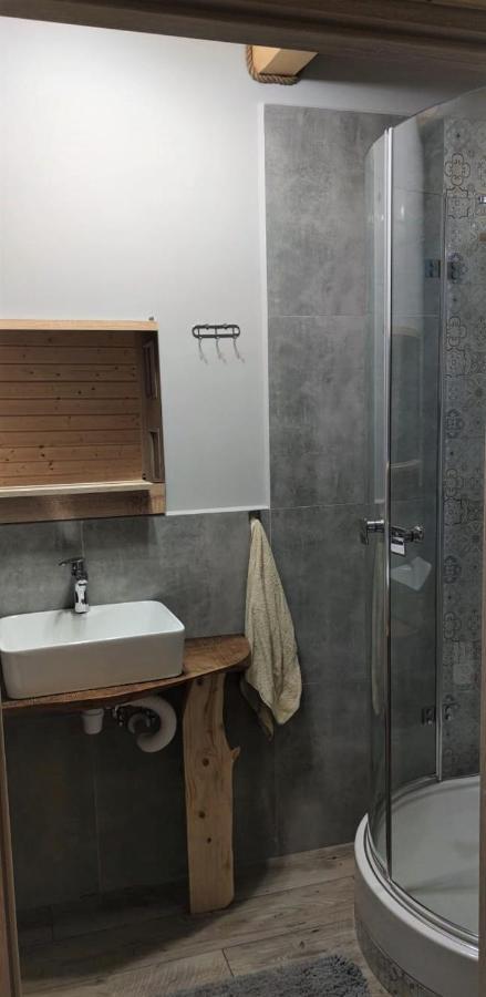 Chochlik Hotel Ustrzyki Dolne Luaran gambar